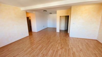 Priestraný 3-izbový tehlový byt s balkónom, terasou a s možnosťou garáže pri mestskom parku, Piešťany - 12