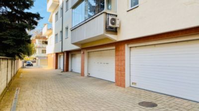 Priestraný 3-izbový tehlový byt s balkónom, terasou a s možnosťou garáže pri mestskom parku, Piešťany - 25