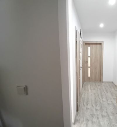 Predaj veľmi pekný, priestranný 3-izbový byt, 81m2 + balkón, Nové Mesto nad Váhom - 14