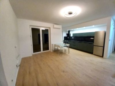 Prenájom priestranný, pekný 3-izbový byt+balkón, kúsok od centra, Piešťany - 1