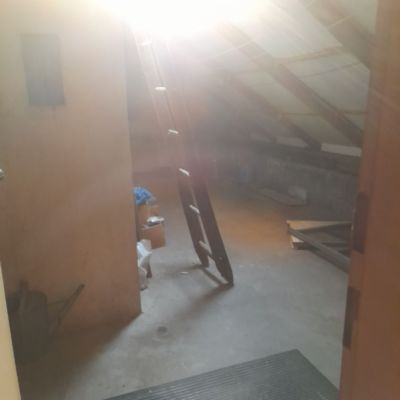 Rodinný dom vo vyhľadávanej lokalite so záhradou a garážou, Brezno - 20