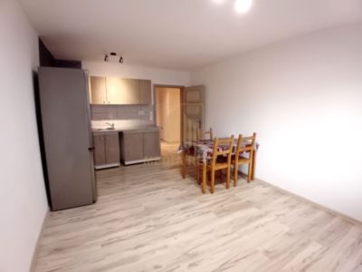 Prenájom pekný 2-izbový byt + balkón v tichom prostredí, Nové Mesto nad Váhom