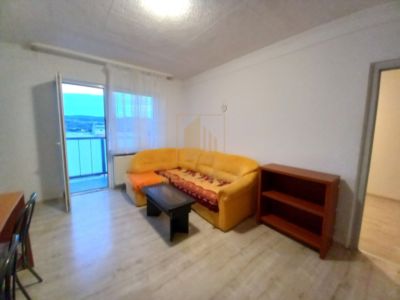 Prenájom pekný, šikovný 2-izbový byt + loggia, Piešťany