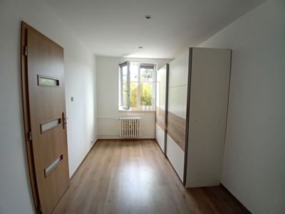 Prenájom krásny, kompletne zrekonštruovaný 3-izbový byt v peknom, tichom prostredí, Piešťany - 3