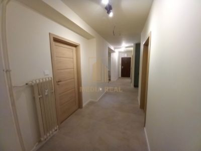 Prenájom krásny, nadštandardný 3-izbový byt + balkóny, v peknom prostredí, Piešťany - 8