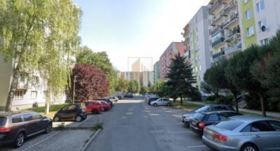 Na predaj 2-izbový byt 45 m2 s balkónom, Nové Mesto nad Váhom