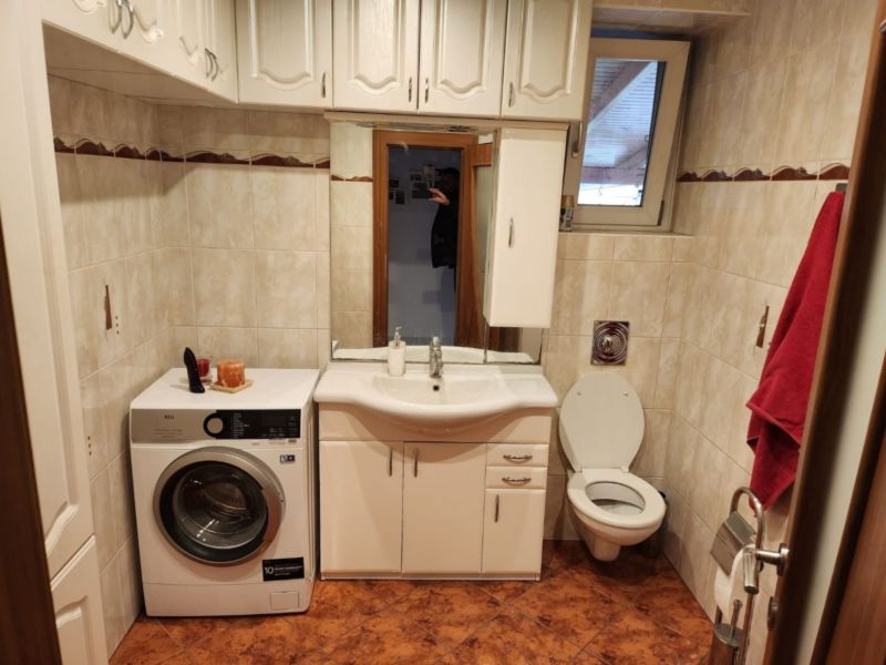 Rodinný dom so záhradou a garážou, kompletná rekonštrukcia, Podolie - 23