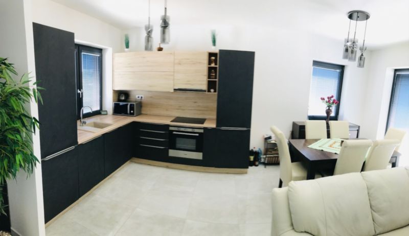 Moderná zariadená novostavba rod. domu s pozemkom, Nové Mesto nad Váhom - 1