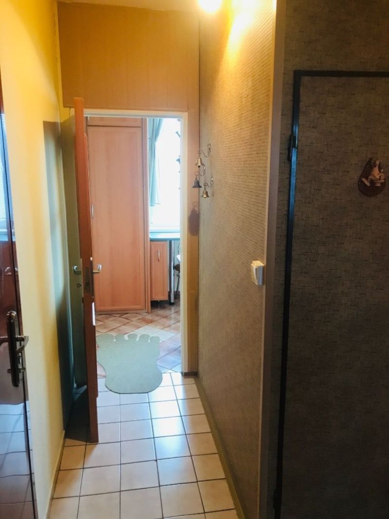 Predáme 3-izbový byt, balkón, loggia, Nové Mesto nad Váhom - 8