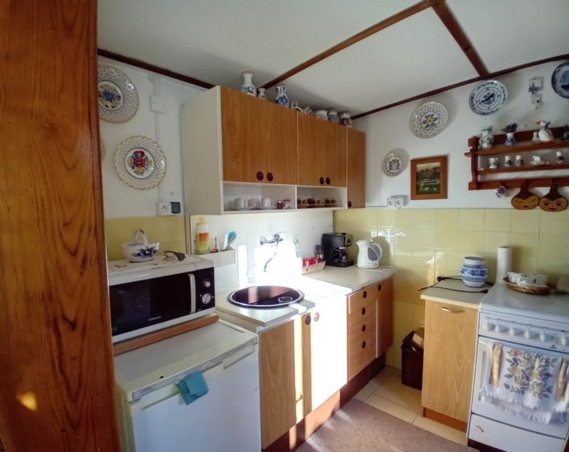 Predaj pozemok + murovaná záhradná chatka s terasou, možnosť výstavby RD, v tesnej blízkosti Piešťan, Banka - 4