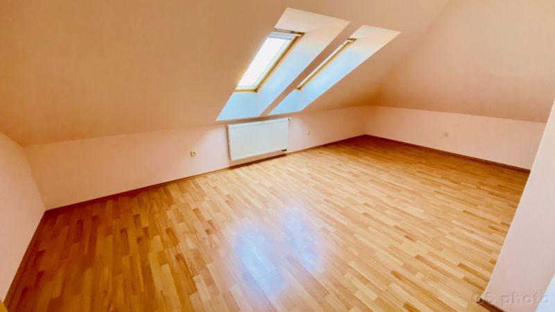 Priestraný 3-izbový tehlový byt s balkónom, terasou a s možnosťou garáže pri mestskom parku, Piešťany - 13