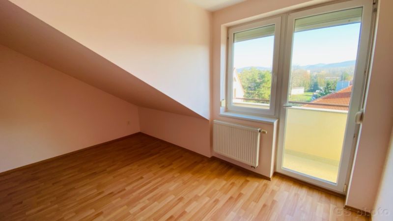 Priestraný 3-izbový tehlový byt s balkónom, terasou a s možnosťou garáže pri mestskom parku, Piešťany - 15
