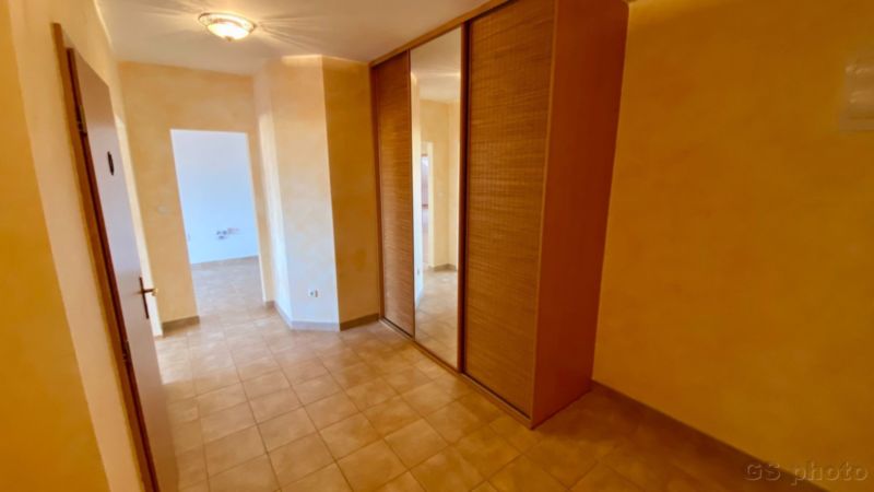 Priestraný 3-izbový tehlový byt s balkónom, terasou a s možnosťou garáže pri mestskom parku, Piešťany - 19