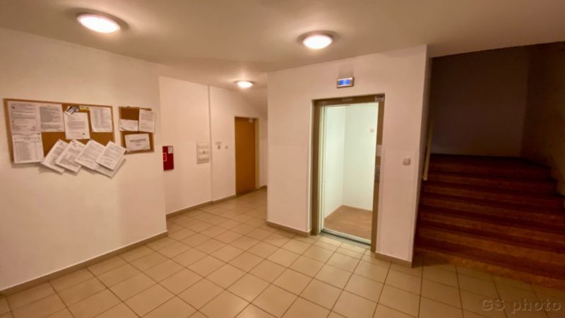 Priestraný 3-izbový tehlový byt s balkónom, terasou a s možnosťou garáže pri mestskom parku, Piešťany - 22