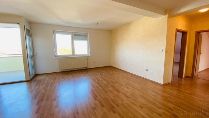 Priestraný 3-izbový tehlový byt s balkónom, terasou a s možnosťou garáže pri mestskom parku, Piešťany - 9