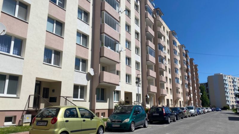 3-izbovy byt centrum, 2x balkón, Nové Mesto nad Váhom - 1