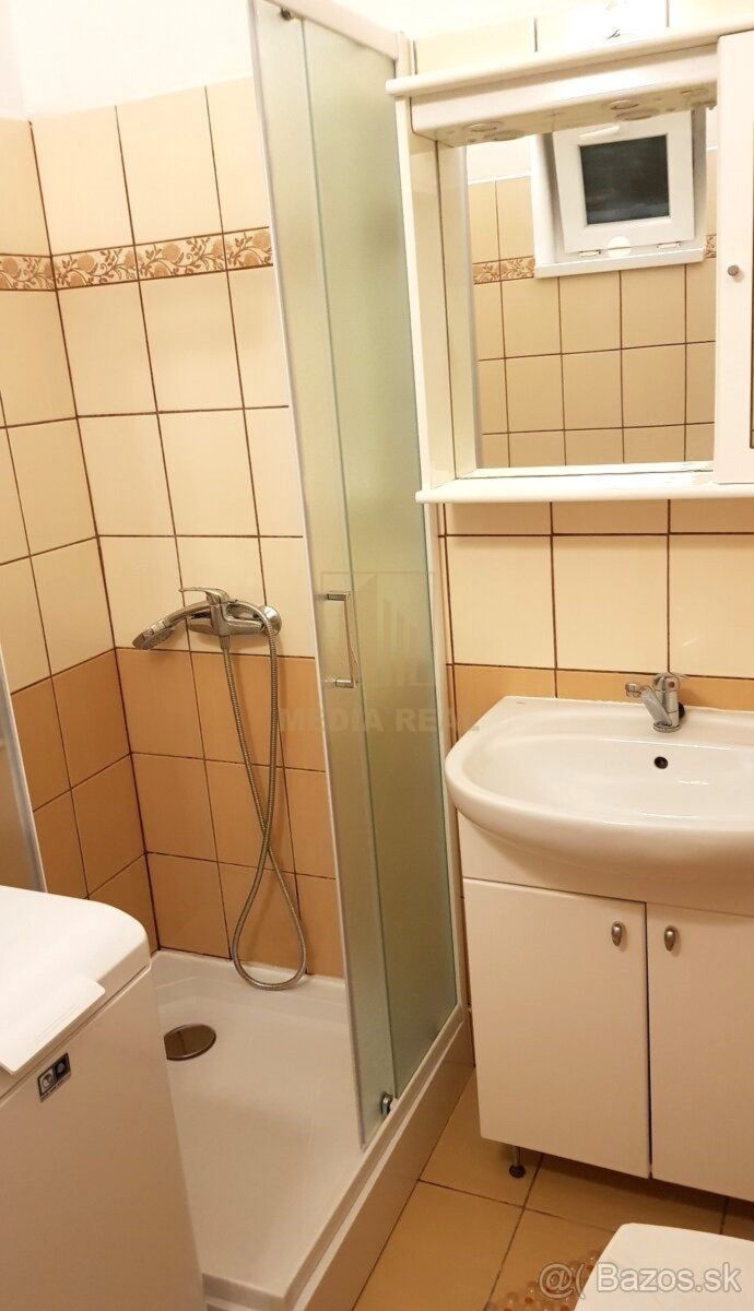 Prenájom pekný rodinný domček, v peknom prostredí, Piešťany - 5