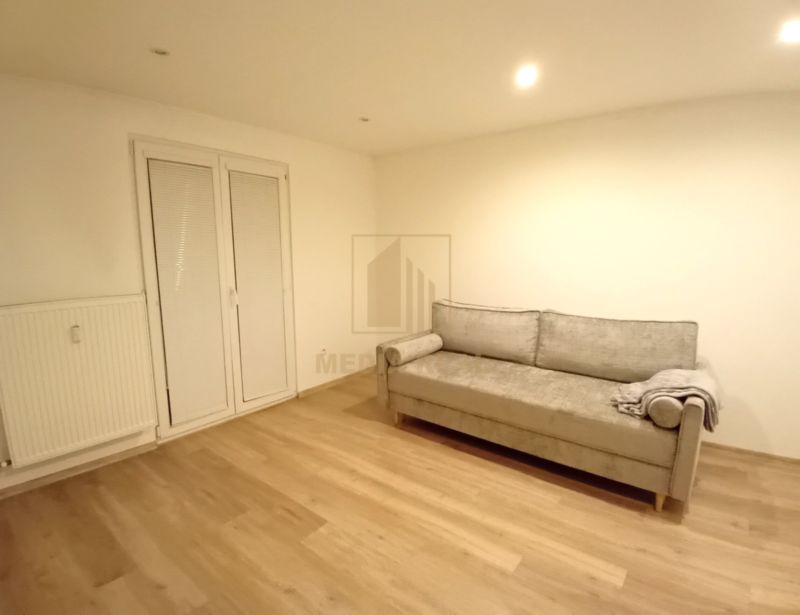 Prenájom pekný, šikovný 1-izbový byt + balkón, v peknom prostredí, Nové Mesto nad Váhom - 3