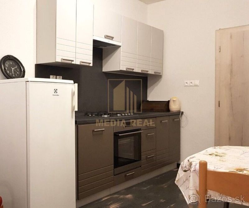 Prenájom pekný rodinný domček, v peknom prostredí, Piešťany - 1