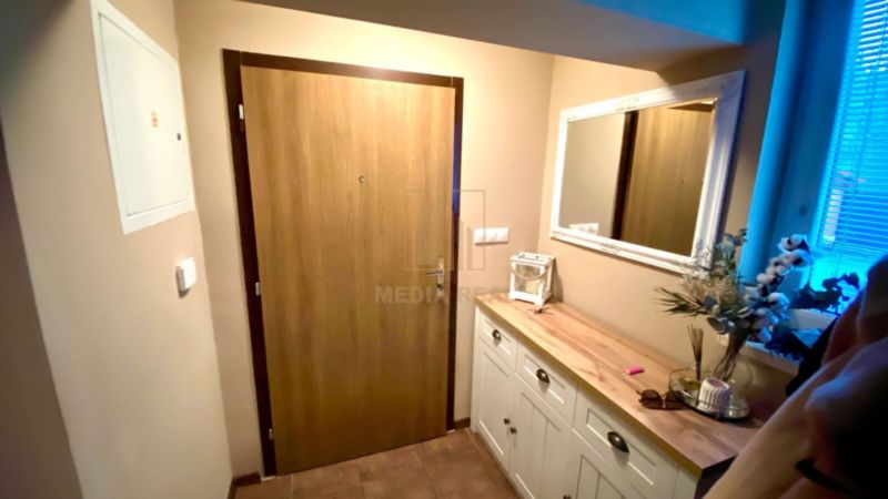 Zrekonštruovaný, zariadený rodinný dom 3+1 v obci Čachtice - 10