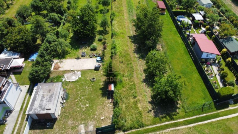 Na predaj stavebný pozemok 1.500 m2 v okrajovej časti mesta, Nové Mesto nad Váhom - 2
