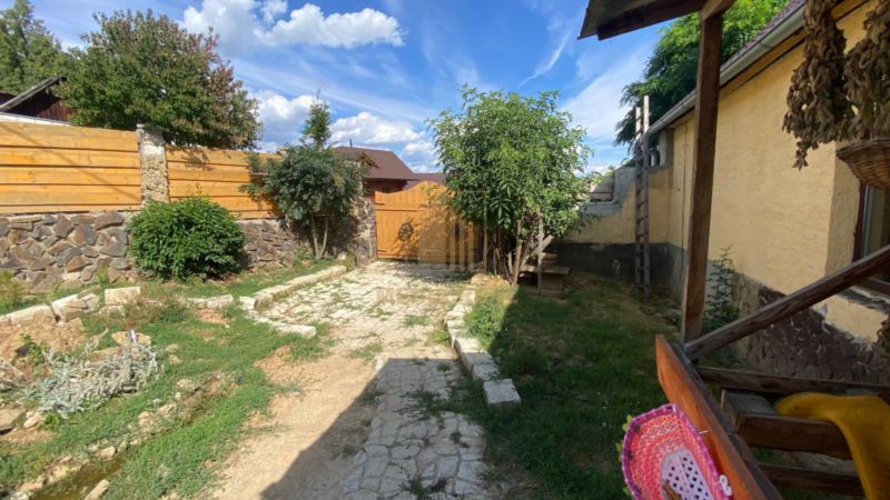 Vidiecky rodinný dom v obci Cetuna pod Javorinou, Bzince   - 7
