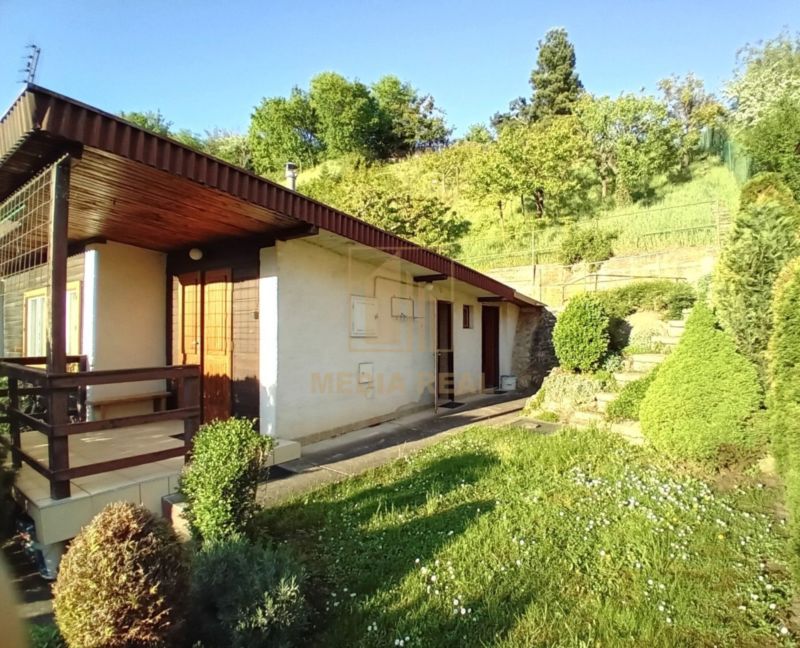 Predaj pozemok + murovaná záhradná chatka s terasou, možnosť výstavby RD, v tesnej blízkosti Piešťan, Banka - 1