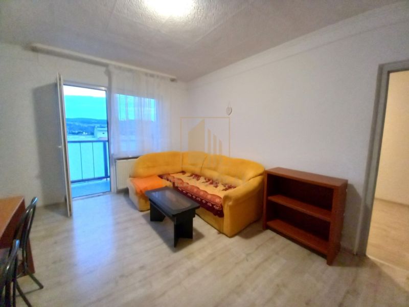 Prenájom pekný, šikovný 2-izbový byt + loggia, Piešťany - 1