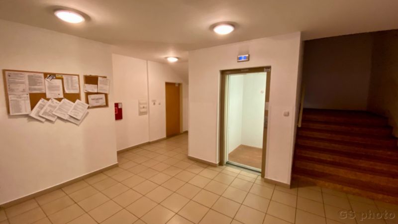 Priestraný 3-izbový tehlový byt s balkónom, terasou a s možnosťou garáže pri mestskom parku, Piešťany - 21