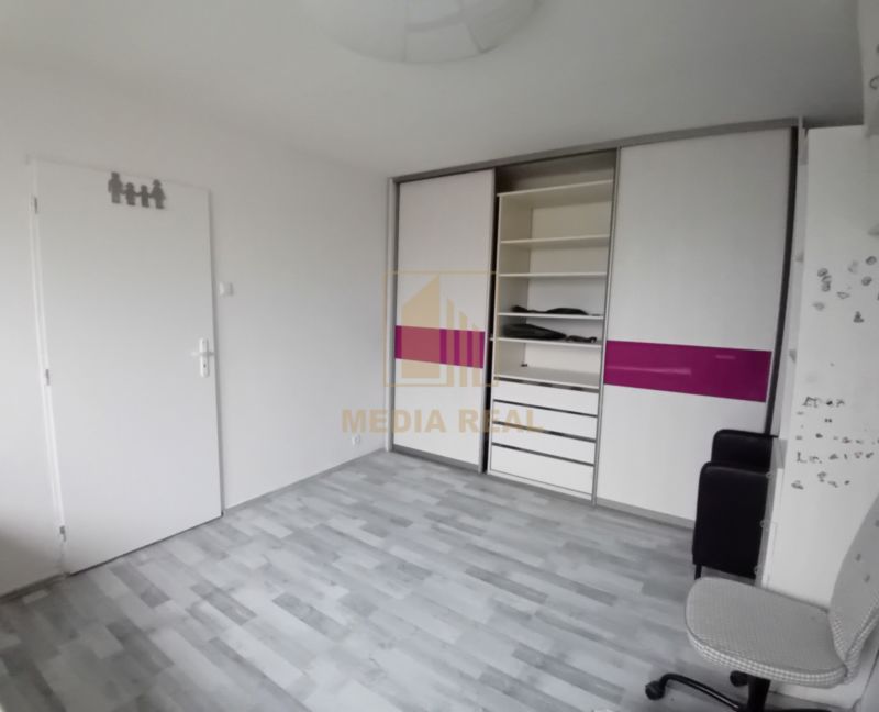 Exkluzívne! Predaj priestranný rodinný dom s pozemkom + terasa, Piešťany - 3