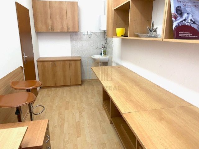 Prenájom kancelárií v centre, Nové Mesto nad Váhom - 4