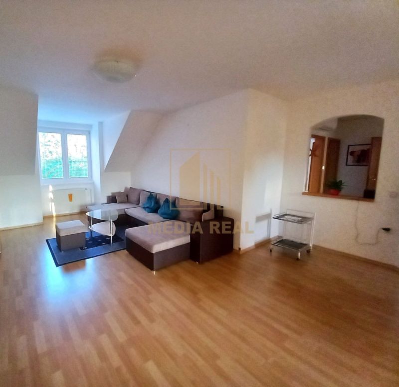 Prenájom krásny, výnimočný 4-izbový byt+balkón v peknom prostredí, Piešťany - 11