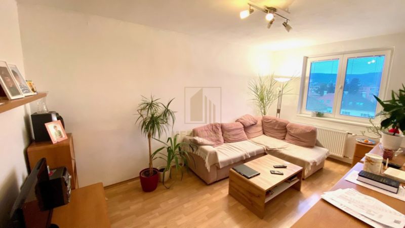 Pekný 3 izbový byt v centre, Novom Meste nad Váhom - 2