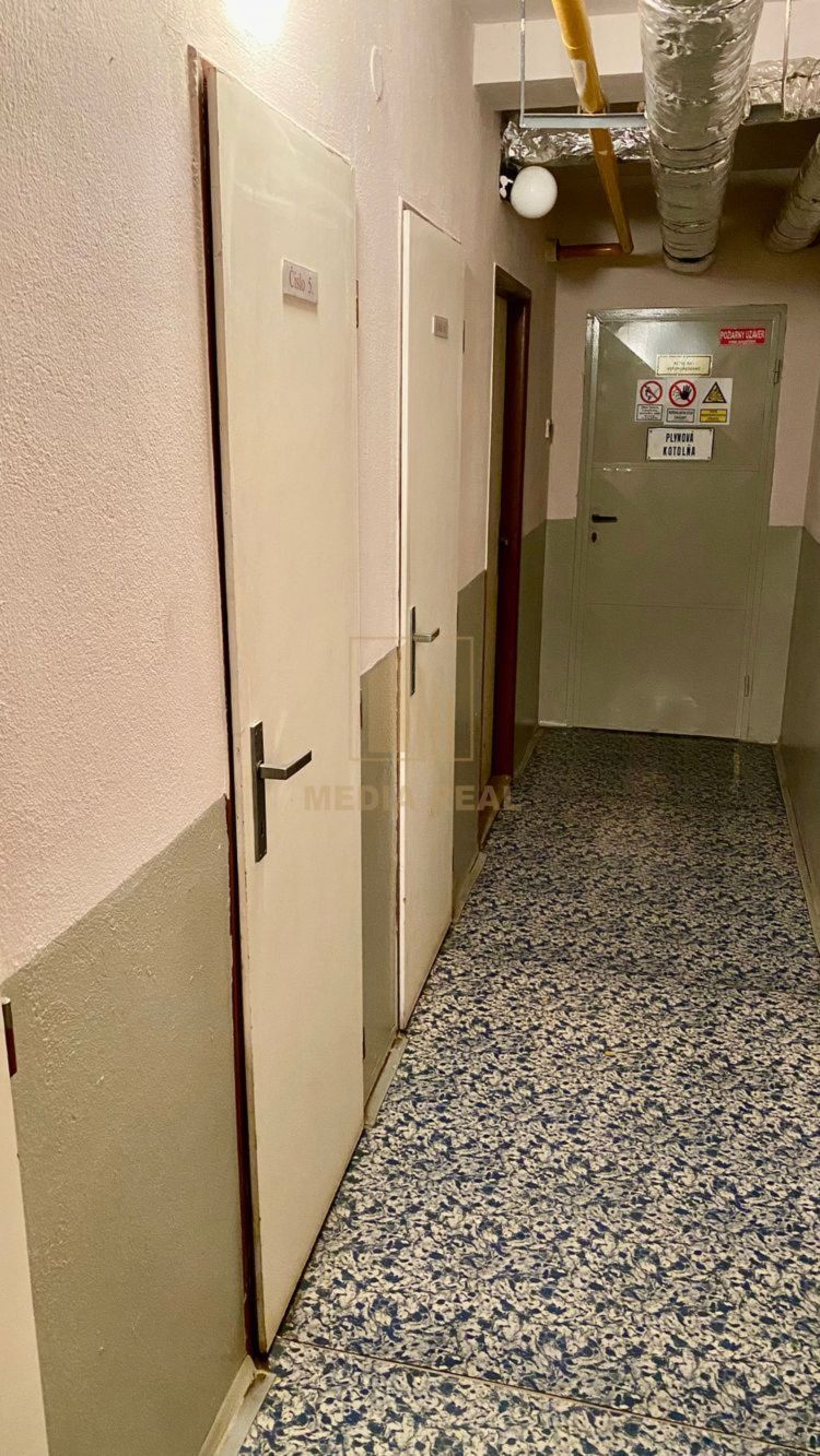 Na predaj 4-izbový byt 85 m2  s garážou, Podolie - 11