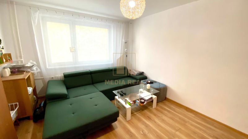 Pekný 3 izbový byt vo výbornej lokalite,  Nové Mesto nad Váhom. - 5