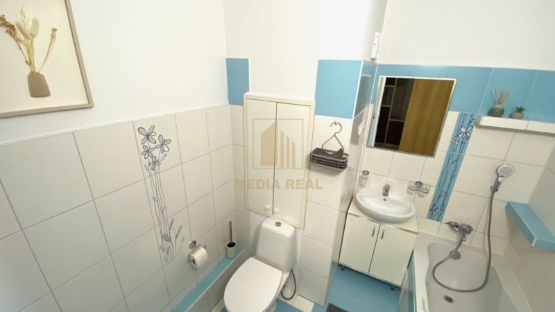 Pekný 2-izbový kompletne zariadený byt, Nové Mesto nad Váhom - 13
