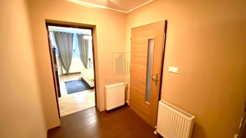 Zrekonštruovaný, zariadený rodinný dom 3+1 v obci Čachtice - 9