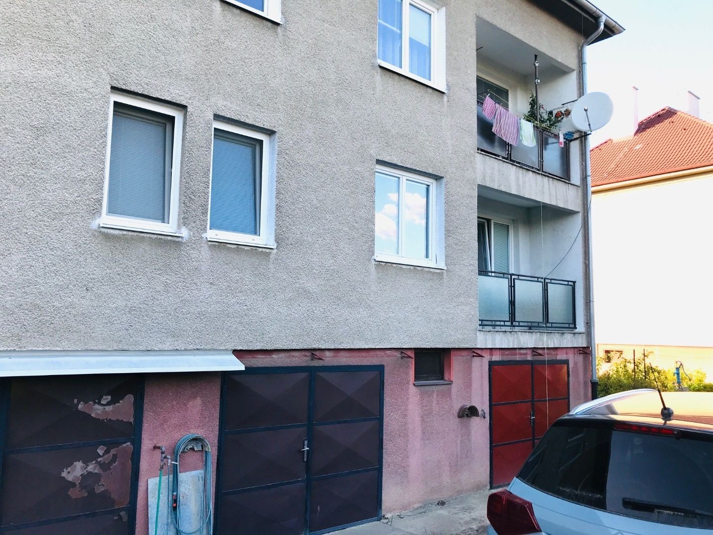 3-izbový byt s garážou a záhradkou, Nové Mesto nad Váhom